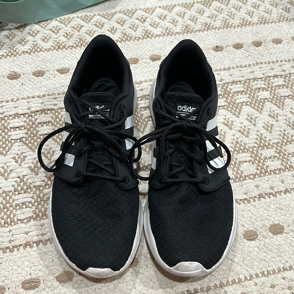 Adidas Tennis Shoes